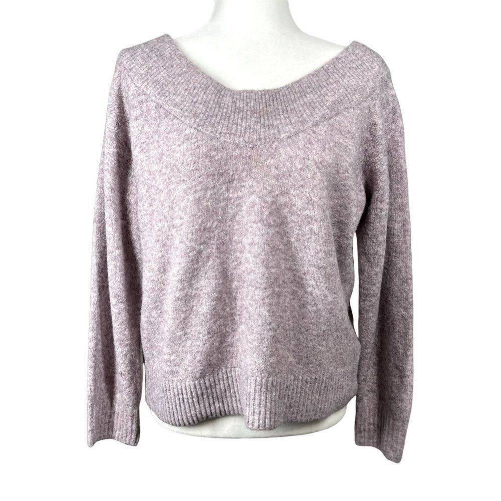 H&M Women Off-the-shoulder Medium Sweater NWT